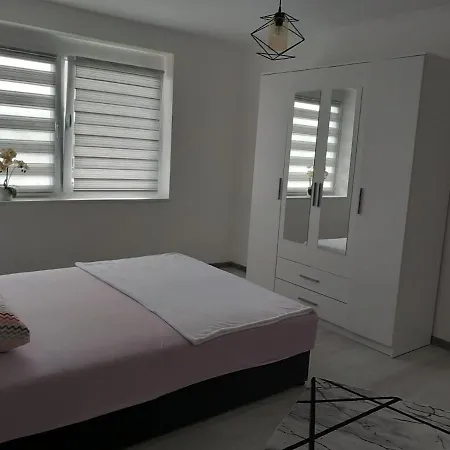 Apartment Nea Sanski Most